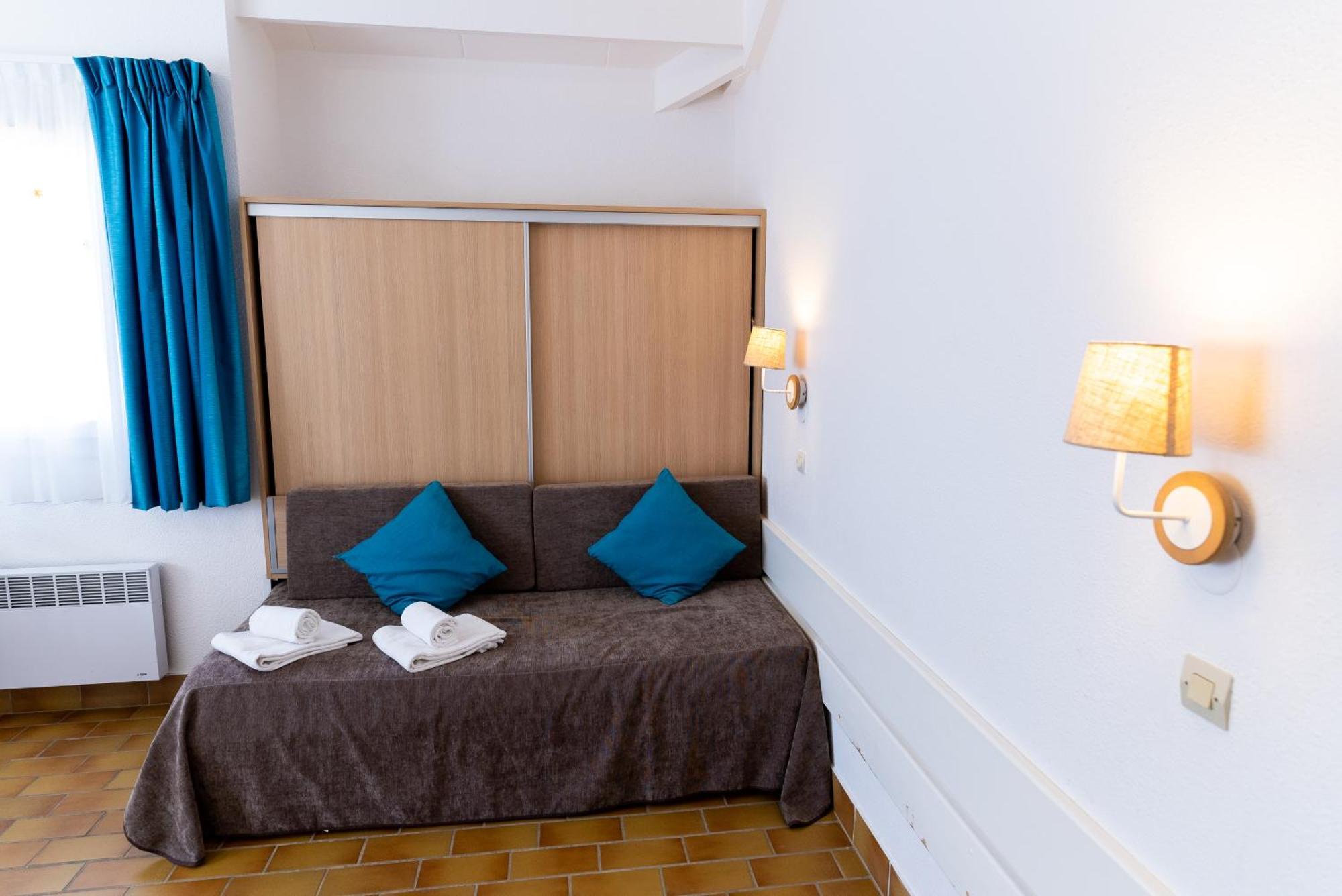 Azureva Le Grau Du Roi Aparthotel ภายนอก รูปภาพ
